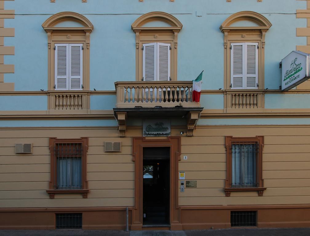 Il Giardinetto Hotel Vercelli Exterior photo