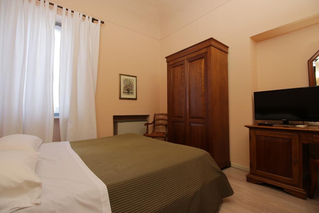 Il Giardinetto Hotel Vercelli Exterior photo