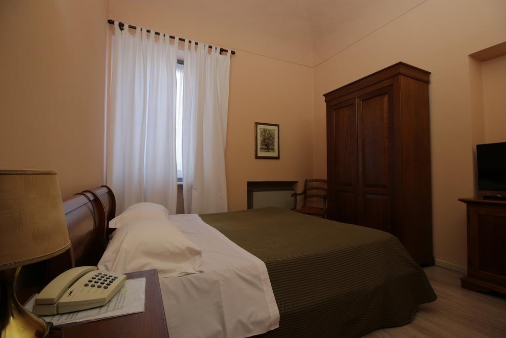 Il Giardinetto Hotel Vercelli Exterior photo